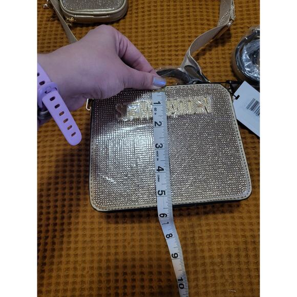 Steve Madden Viral Bevelyn Gold Rhinestone Crossbody Holiday Party Sparkle NWT - Picture 5 of 7